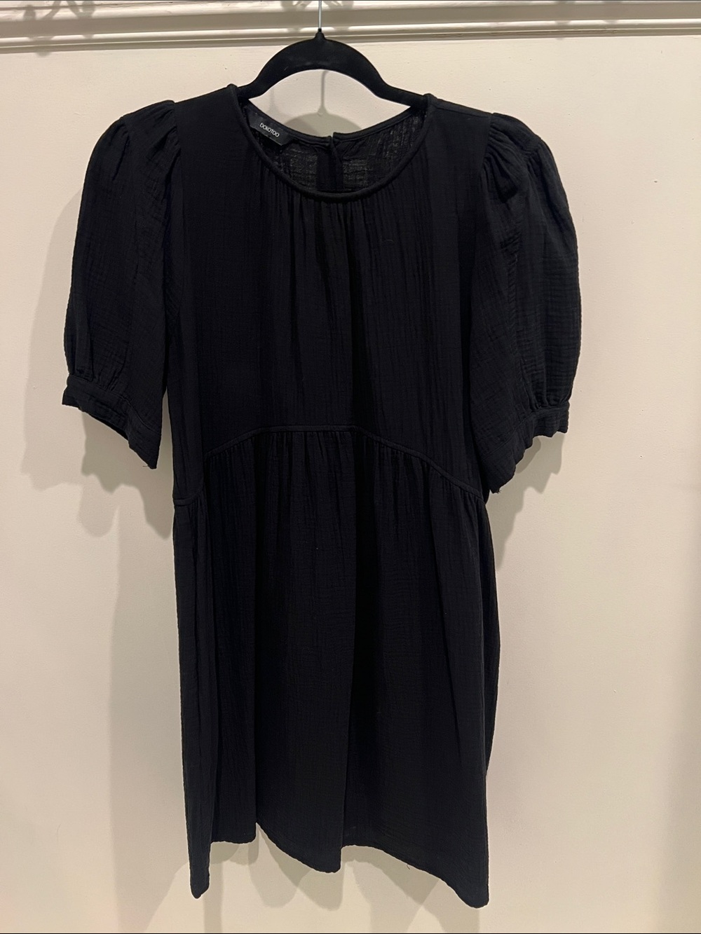 Black Puff-Sleeve Short Dress - Unbranded